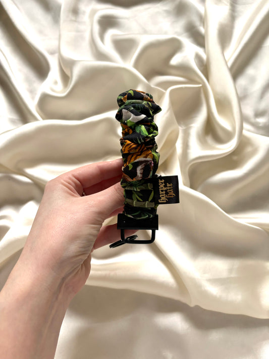 Jungle Scrunch-Key