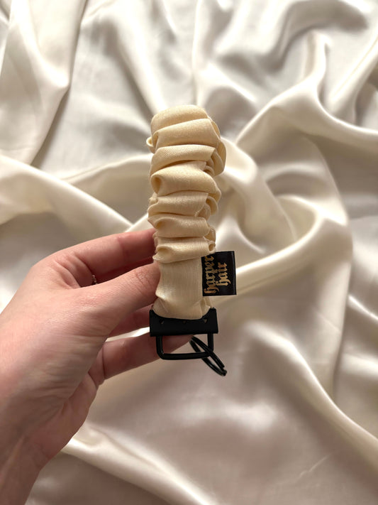 Vanilla Glaze Scrunch-Key