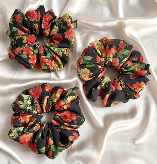 Rustic Leaf Scrunchie
