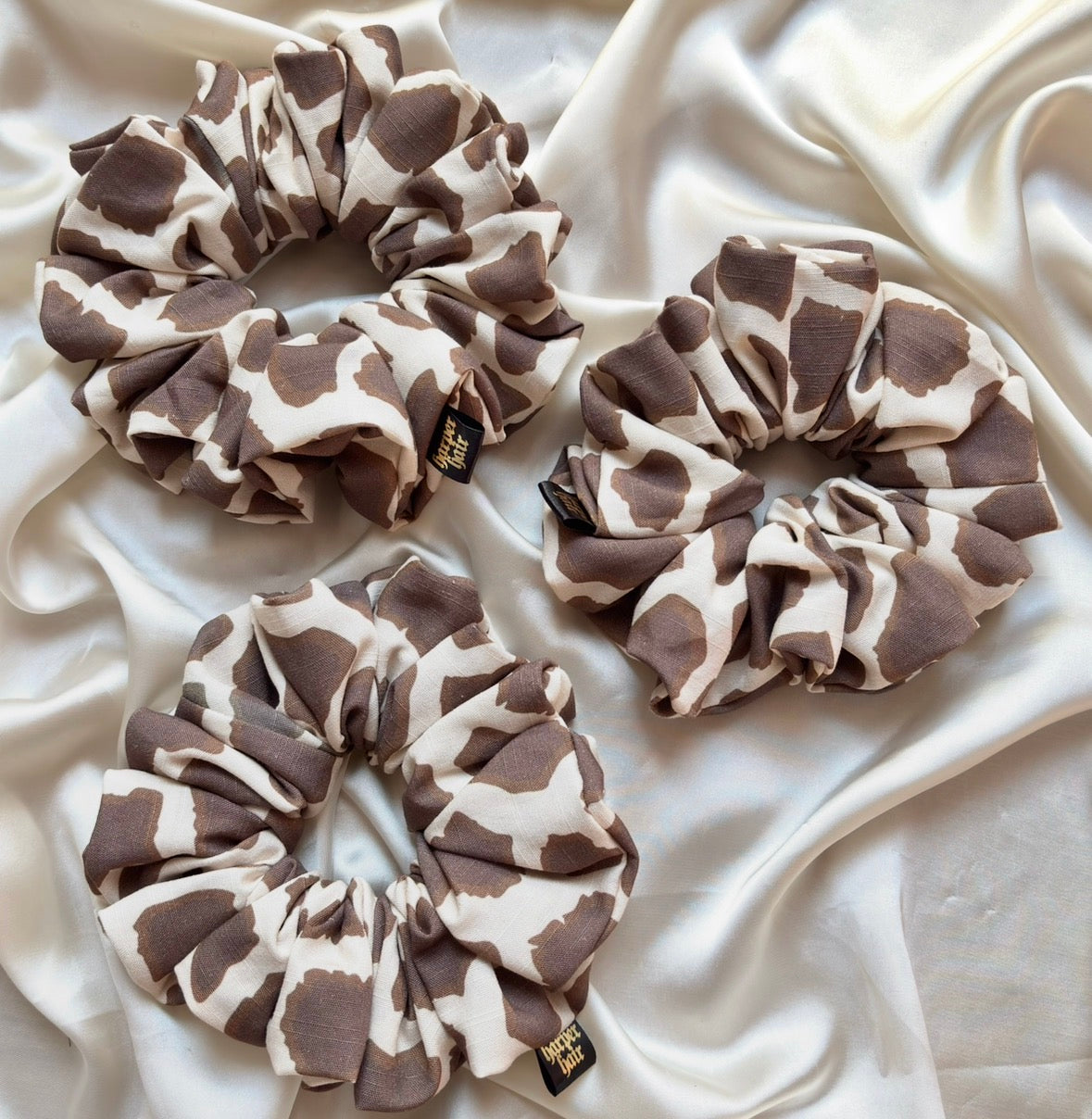 Mocha Giraffe XL Scrunchie