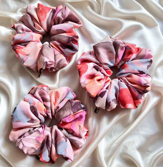 Solaria Scrunchie