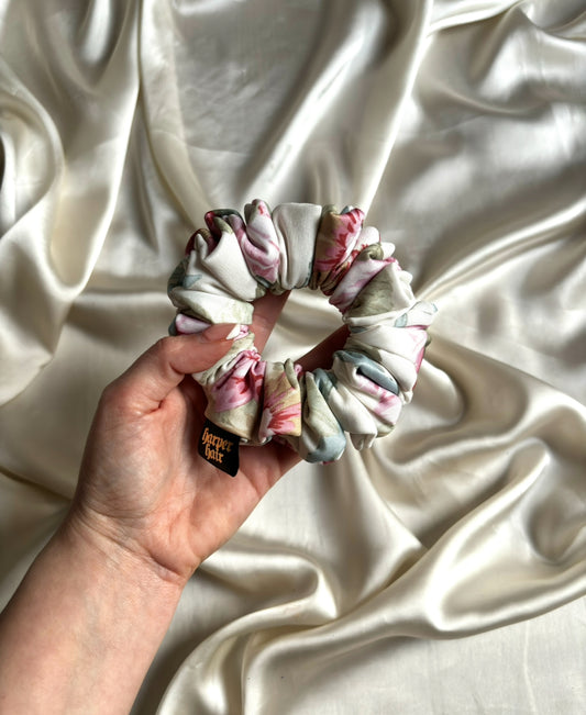 Harper Spring 26’ Skinny Scrunchie