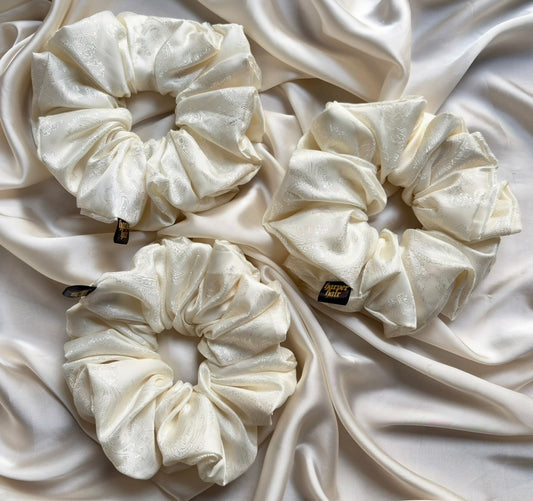 Newbury XL Scrunchie