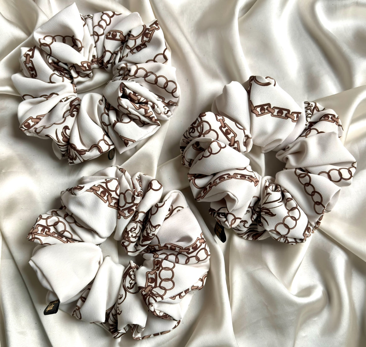 Charleston XL Scrunchie