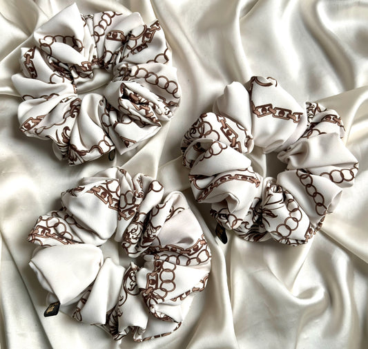 Charleston XL Scrunchie