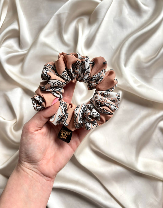 Barkley Skinny Scrunchie