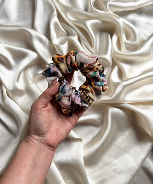 Flutter Leopard Skinny Scrunchie