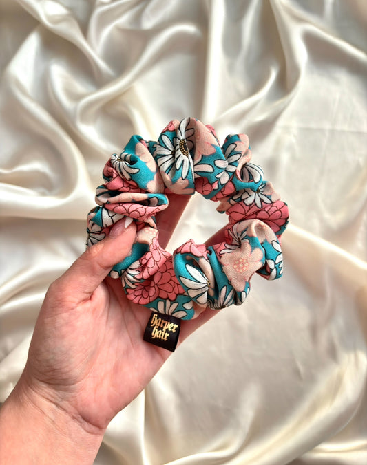 Lumen Skinny Scrunchie