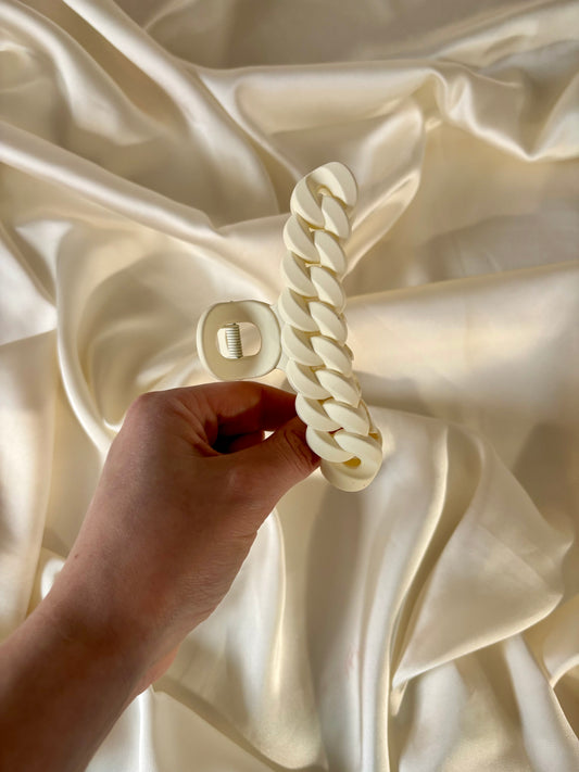 Cream Chain Claw Clip