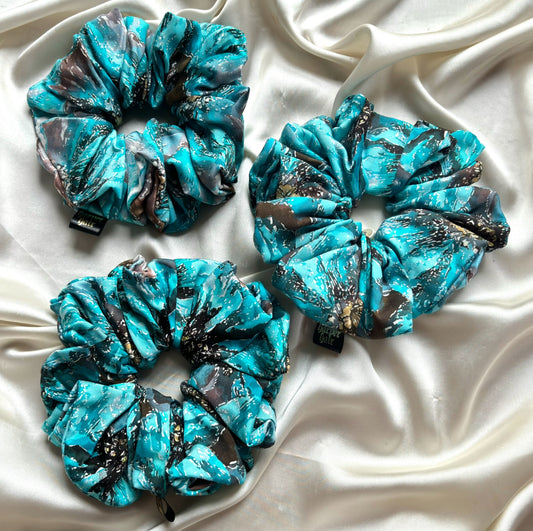 Perouze XL Scrunchie