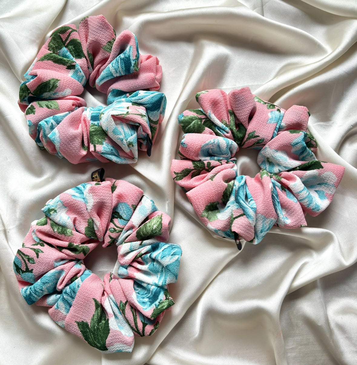 Tully XL Scrunchie