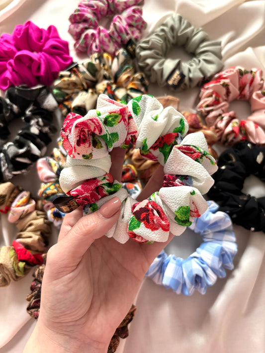 Petals Skinny Scrunchie