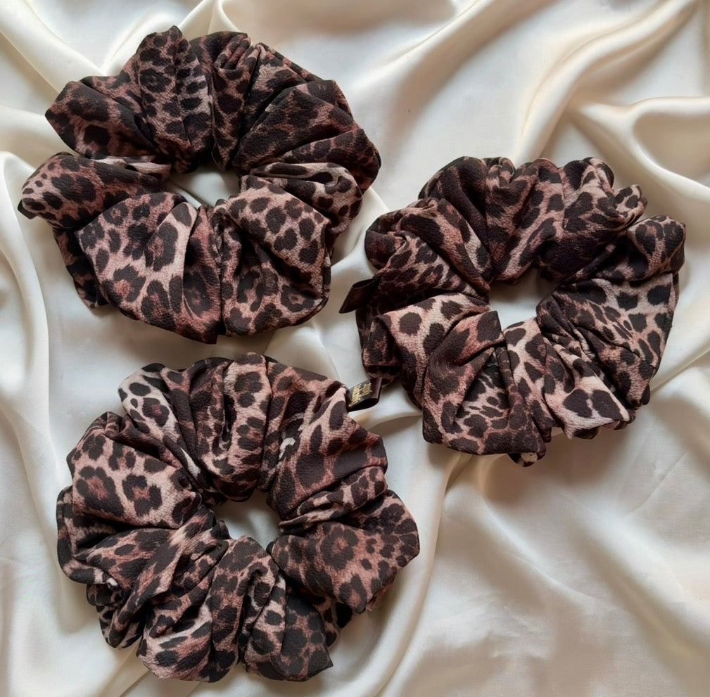Dark Leopard XL Scrunchie